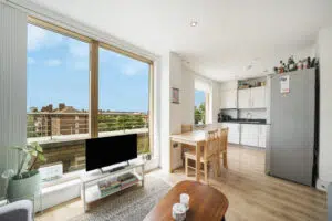 Blackstock Road, London N5 2LL